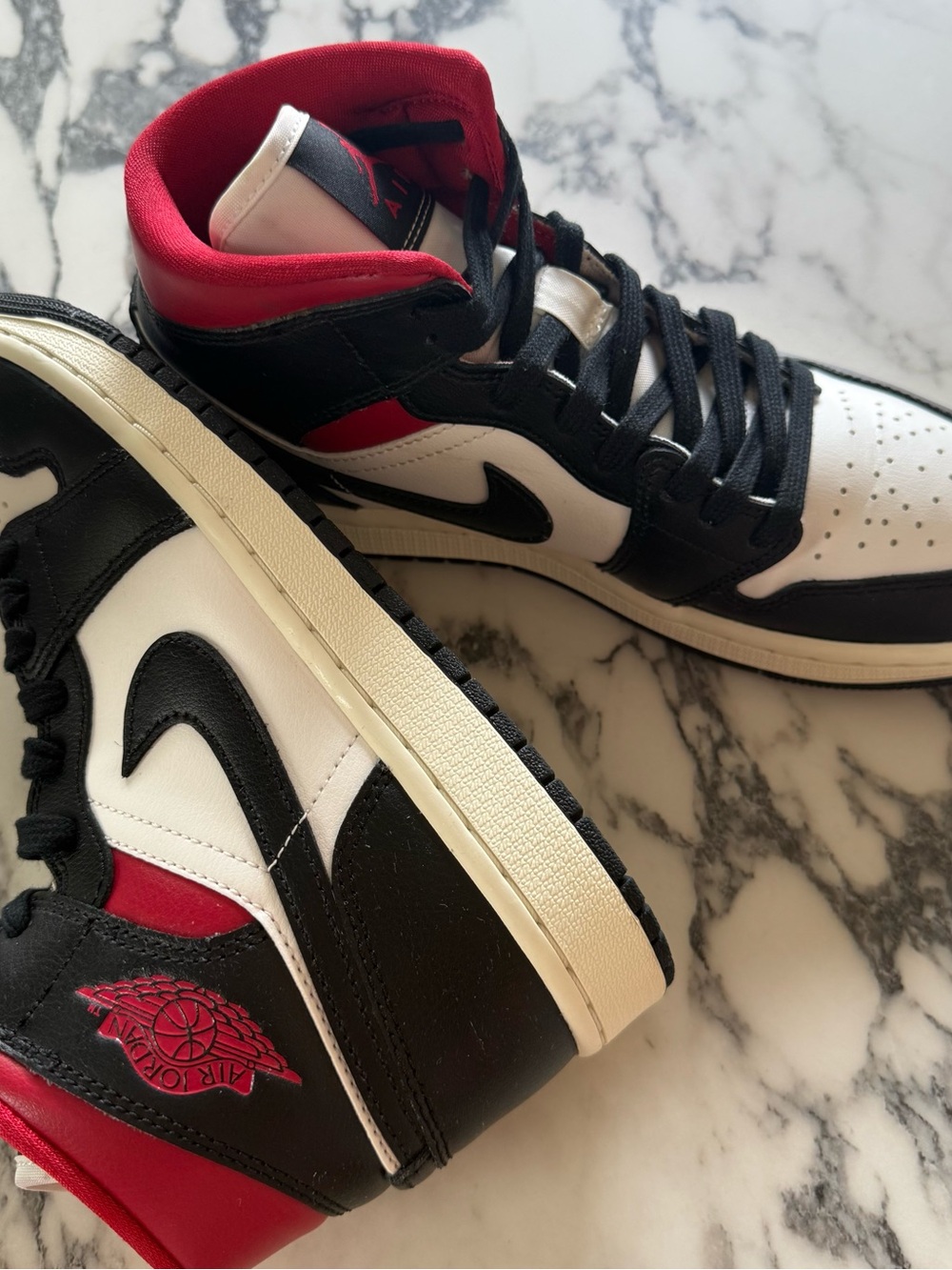 Nike Air Jordan 1 Mid Gym Red Panda Black Sail BQ6472-061 Sneaker Women Size 8